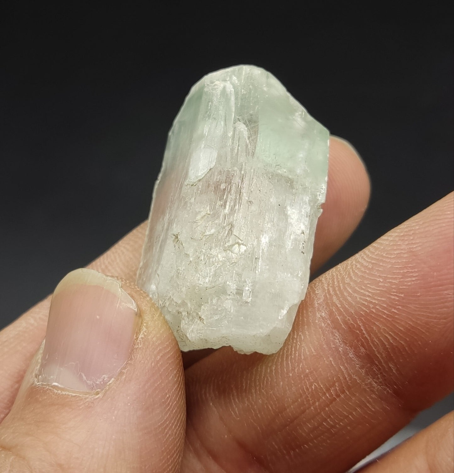 An Aesthetic terminated spodumene floater crystal specimen 22 grams