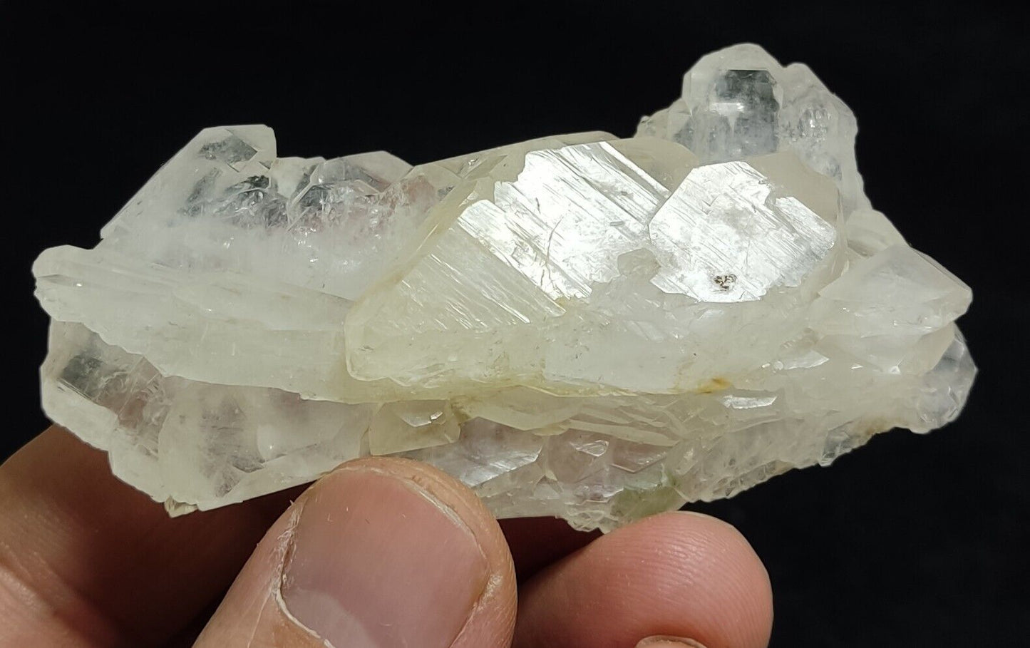 An Aesthetic Natural Faden Quartz cluster 65 grams