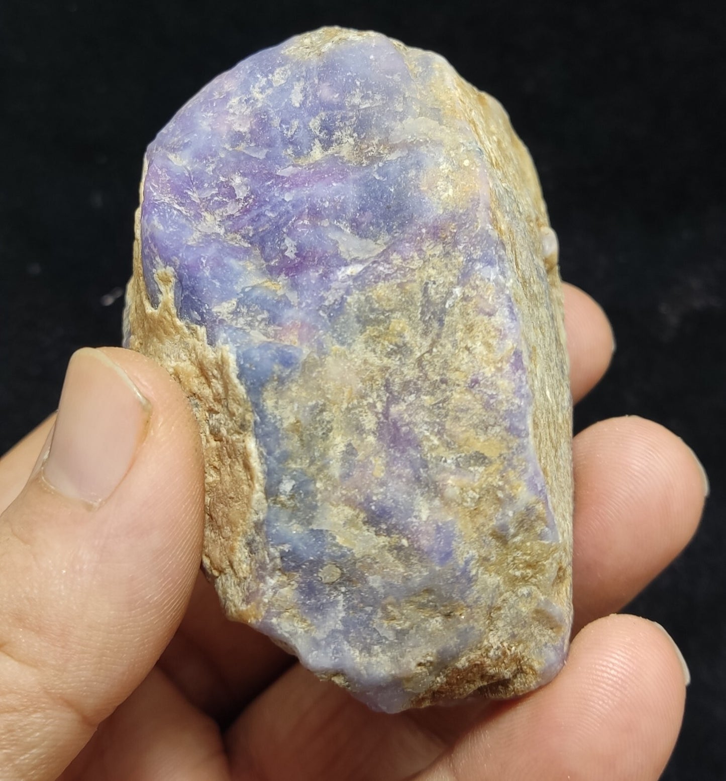 An Aesthetic Natural fluorescent rough Hackmanite specimen 199 grams