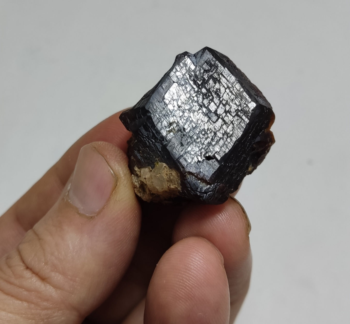 33 grams Aesthetic specimen Garnets cluster andradite garnets natural garnets