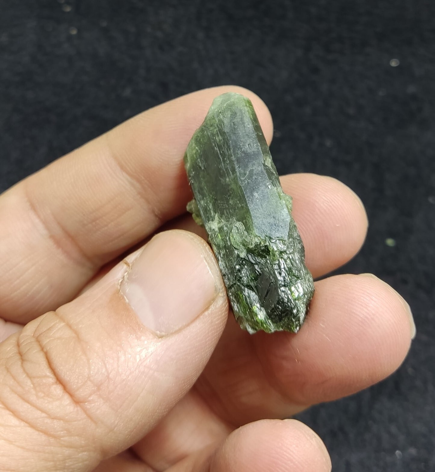 An amazing specimen of diopside crystal 13 grams