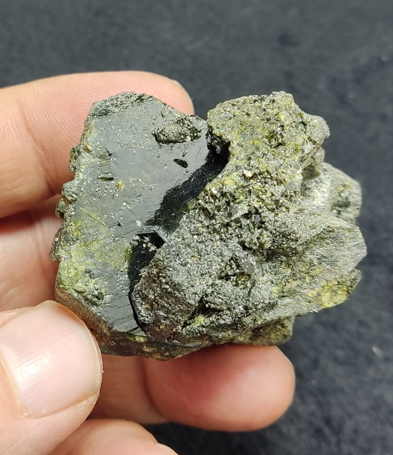 An Aesthetic Natural terminated epidote crystal specimen 109 grams