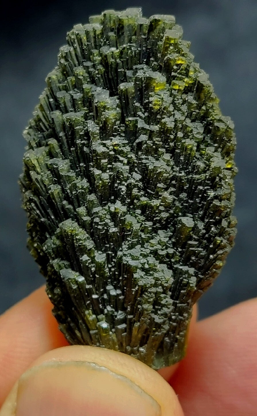 Epidote crystal spray like formations 20 grams