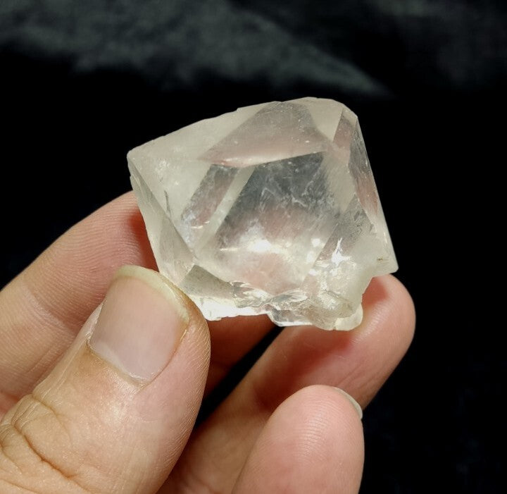 Double Terminated Transparent Natural Quartz Crystal 41 grams