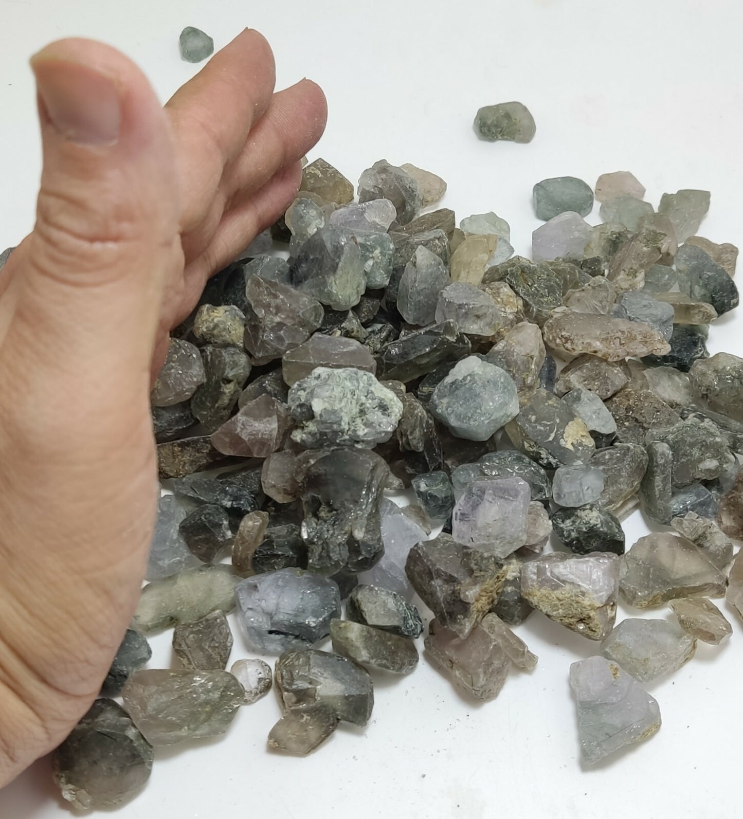 1000 grams Natural apatite