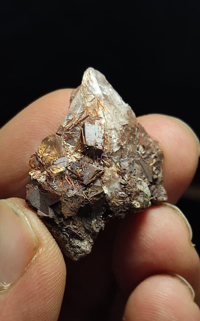 Natural Rutiles Quartz Siderite Specimen 9 Grams.