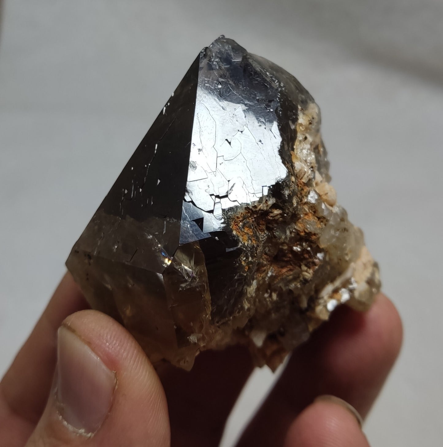 An aesthetic specimen of terminated  smoky Quartz crystal cluster 102 grams