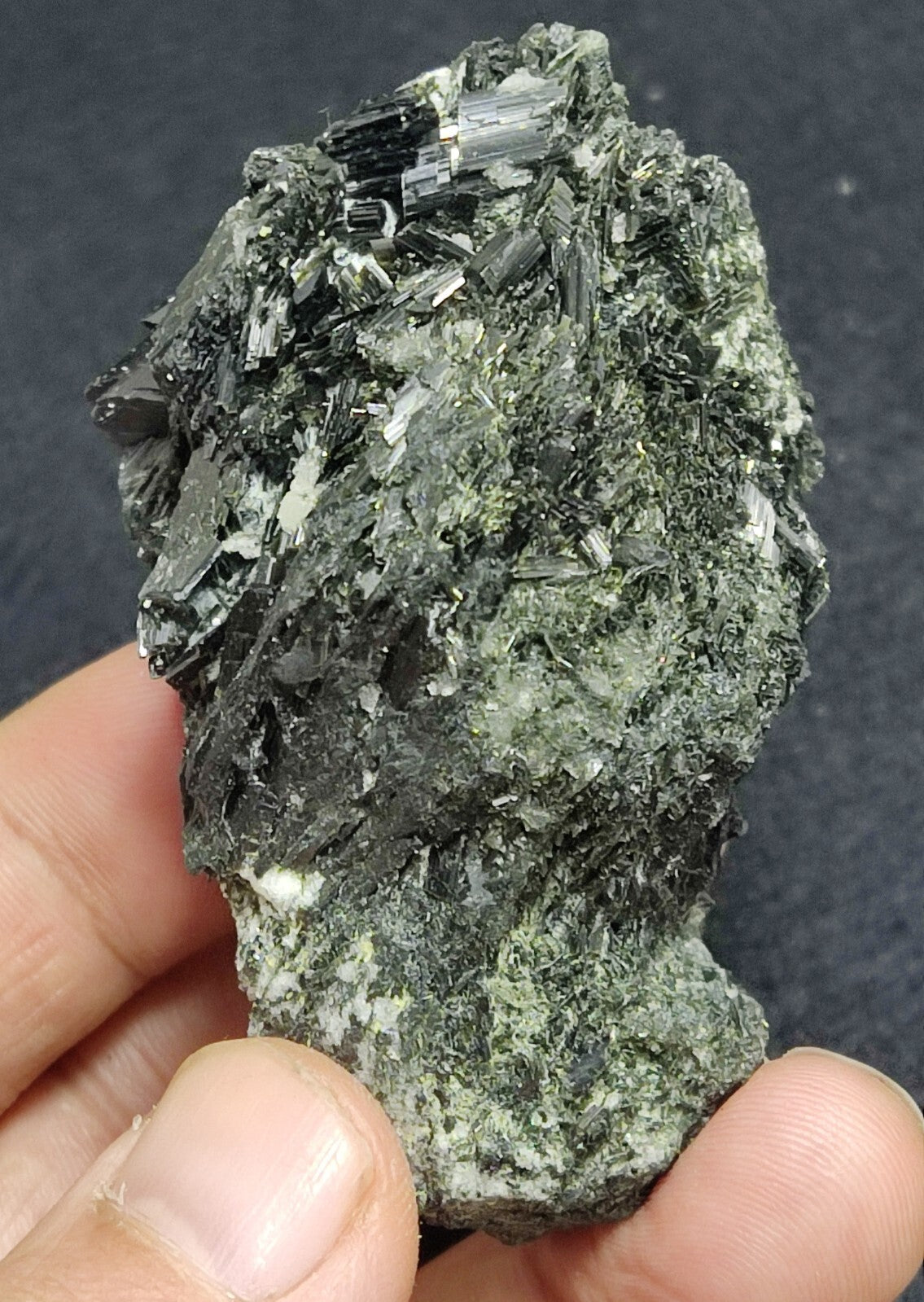 An aesthetic specimen of terminated aegirine crystal cluster 154 grams