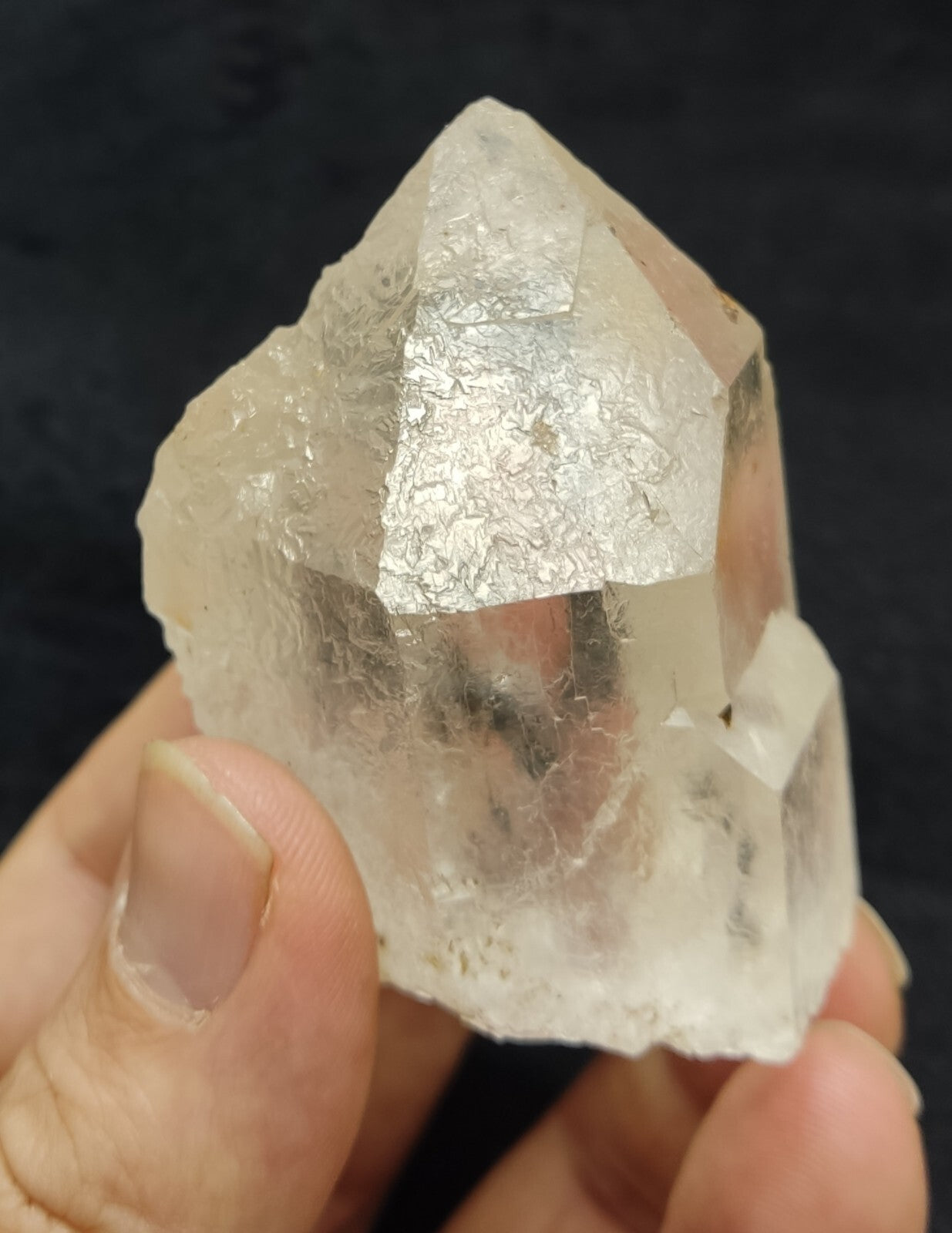 An Aesthetic specimen of quartz crystal specimen 167 grams