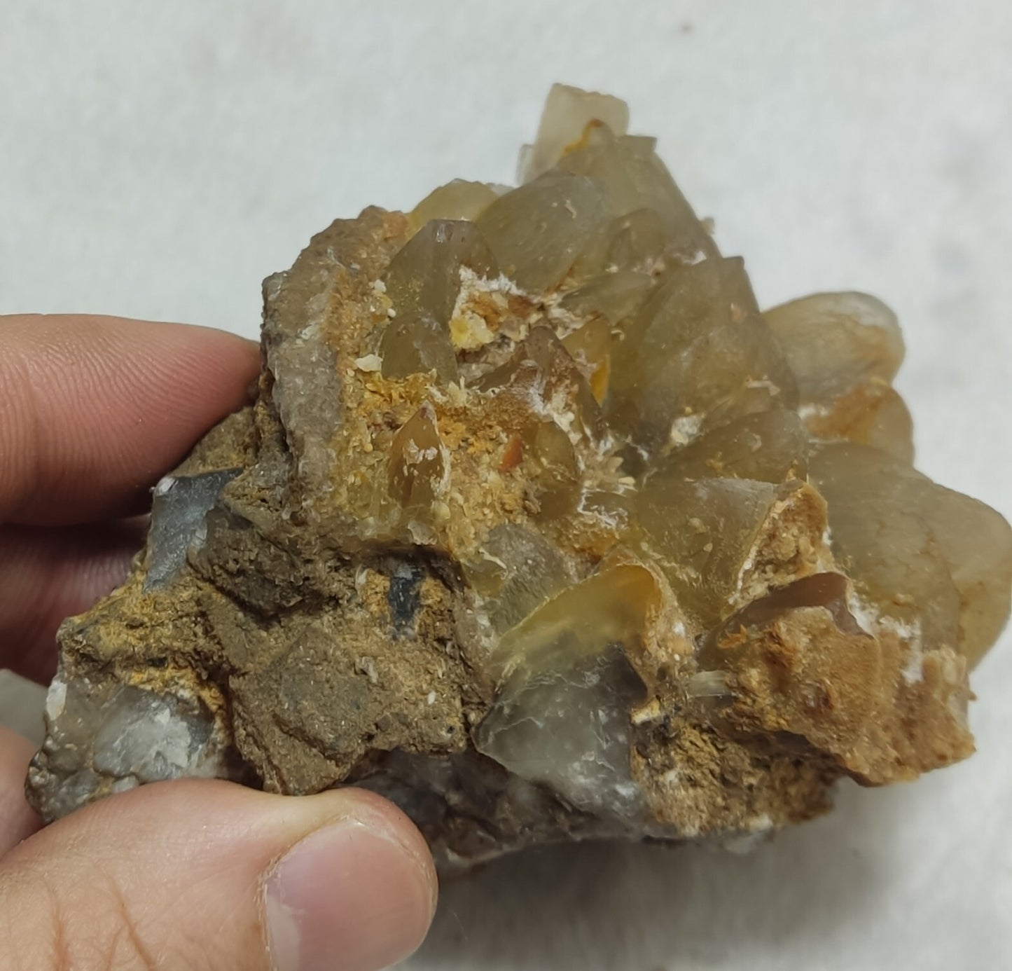 An amazing specimen of calcite 332 grams