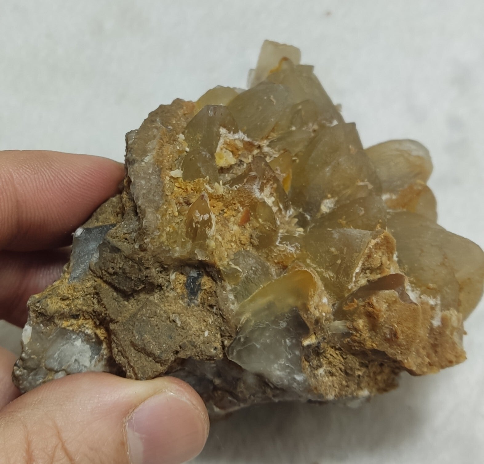 An amazing specimen of calcite 332 grams