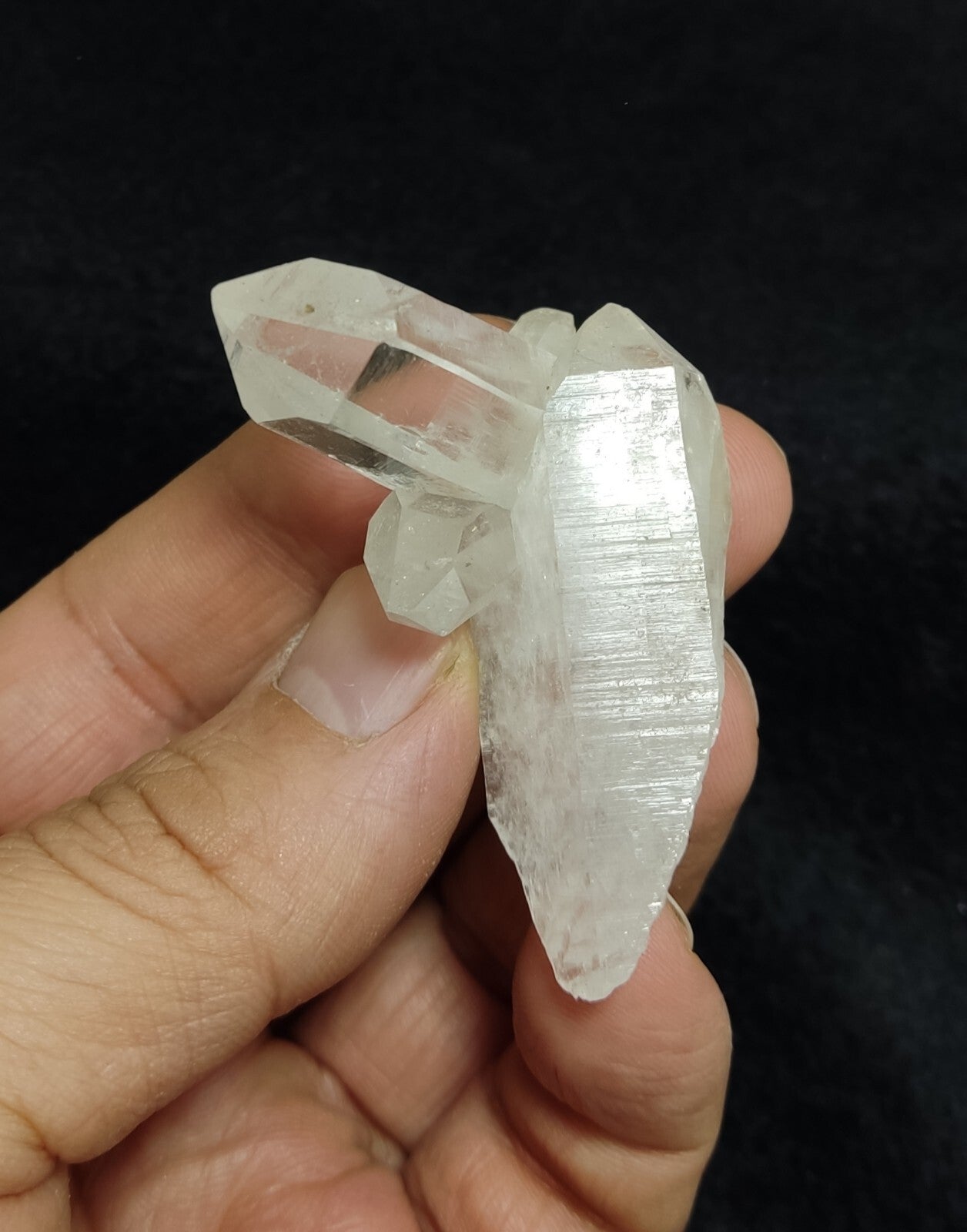An Aesthetic Natural terminated clear Quartz 29 grams