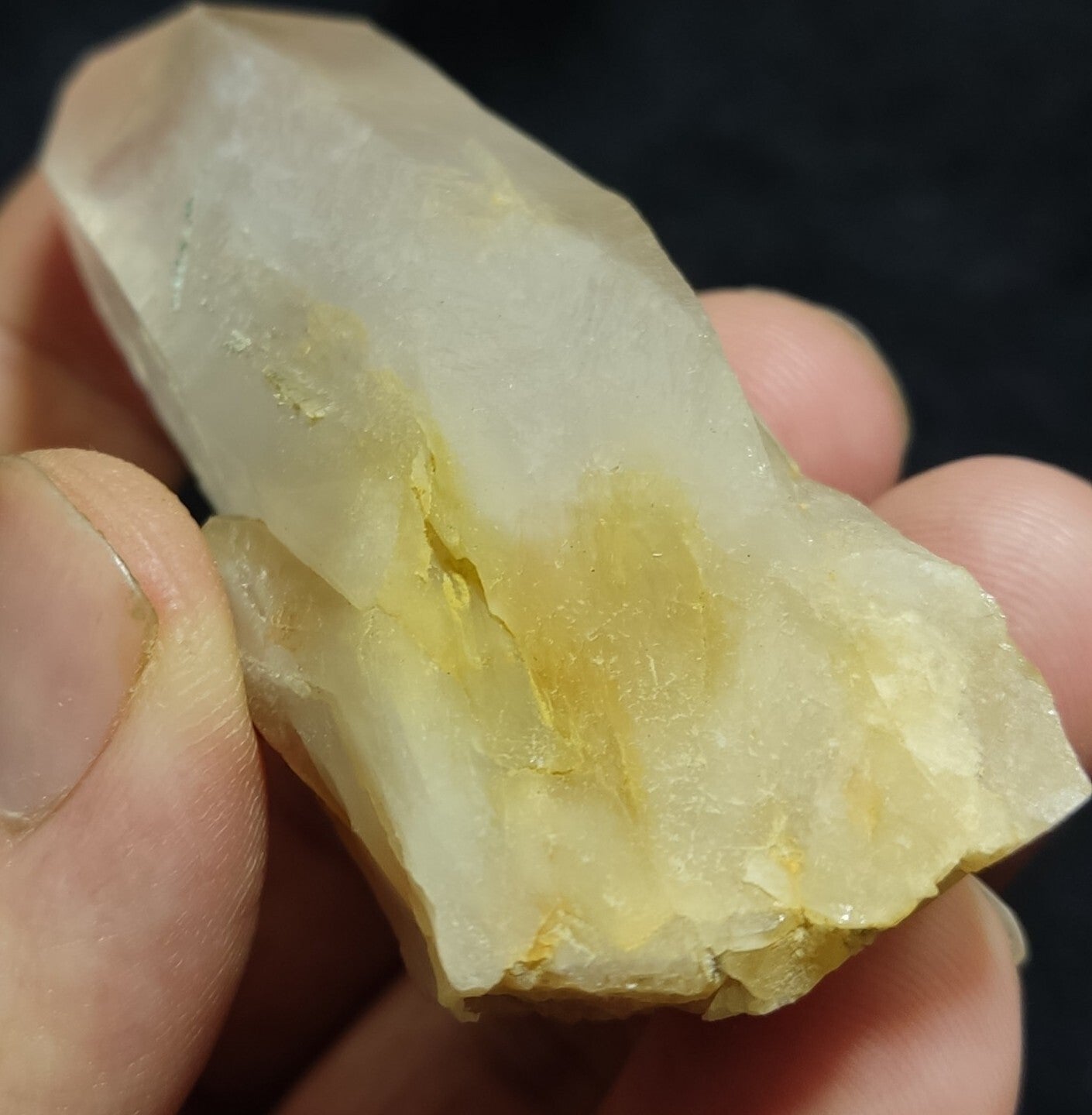 An amazing specimen of terminated amphibole included Quartz crystal 76