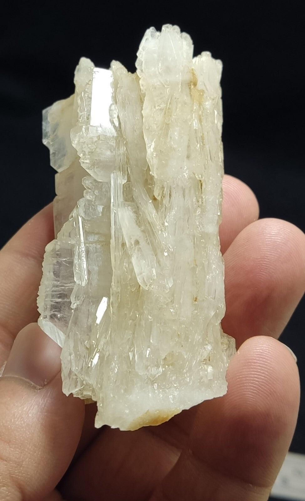 An Aesthetic terminated faden Quartz specimen 102 grams