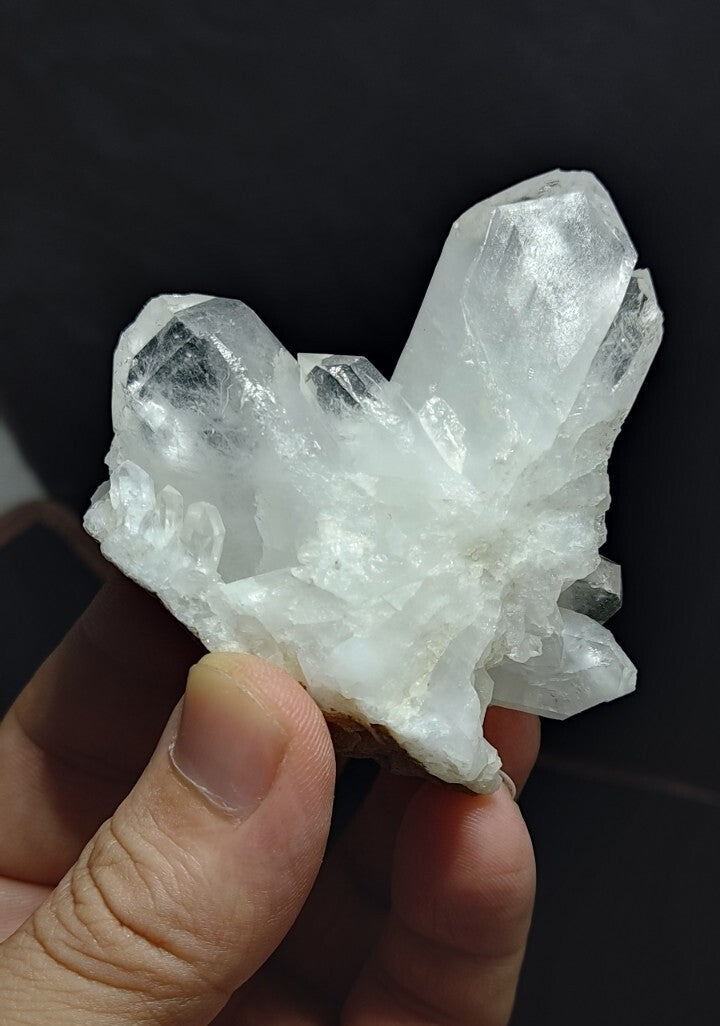 Natural Terminated Quartz crystal 111 grams