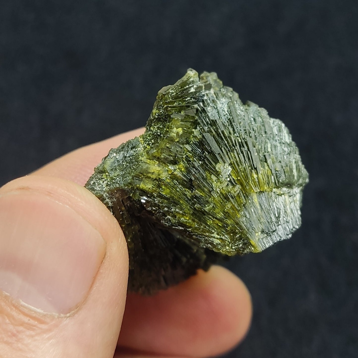 Single natural Epidote Crystal spray formations 24 grams