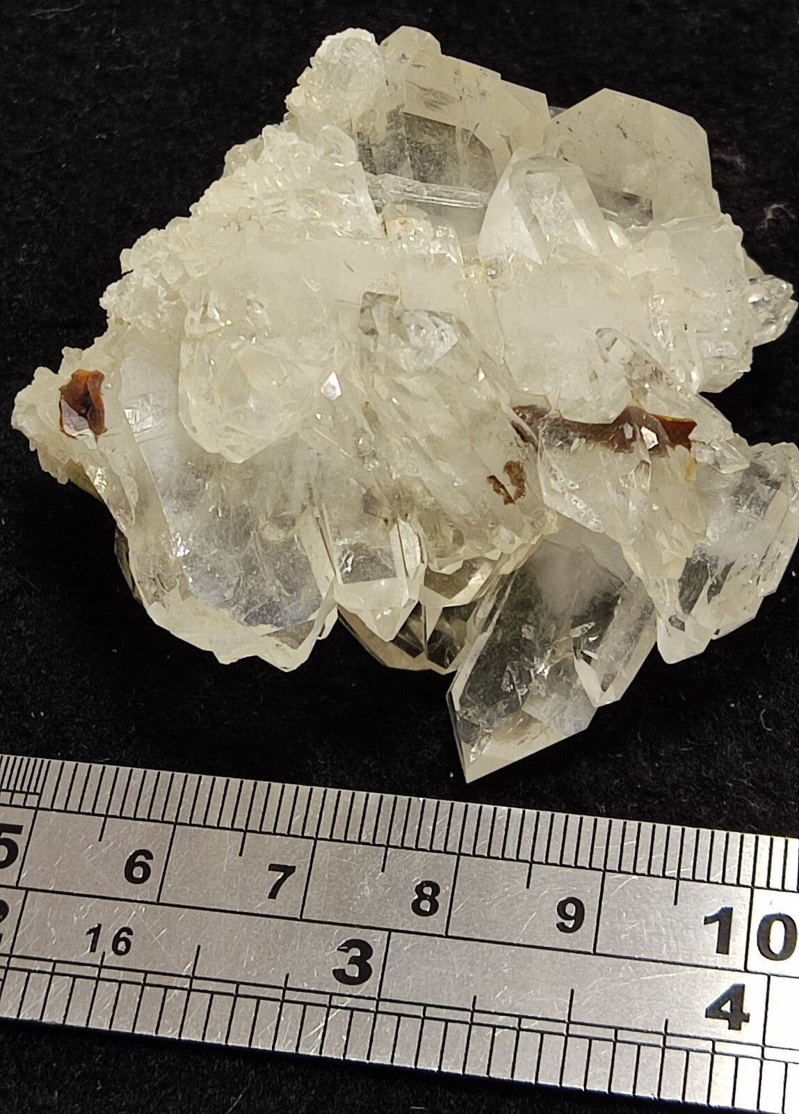 An Aesthetic terminated specimen of Quartz cluster with brookite 79 grams