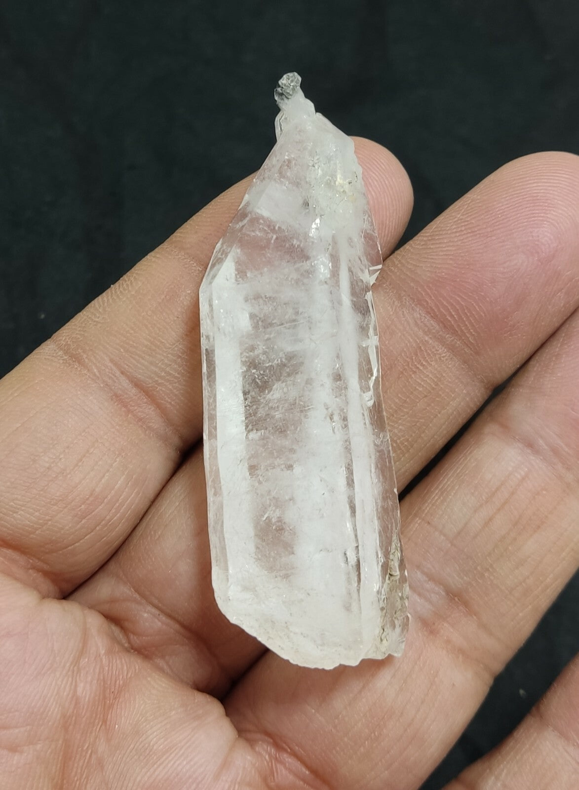 An amazing specimen of terminated faden Quartz crystal 22 grams