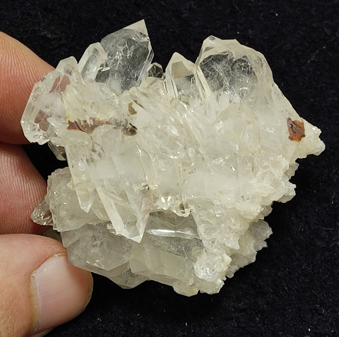 An Aesthetic terminated specimen of Quartz cluster with brookite 79 grams