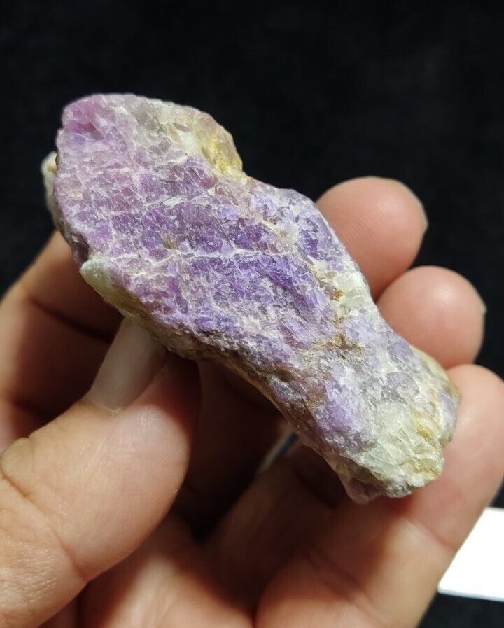 106 grams Tenebrescent Highly Fluorescent Hackmanite Specimen