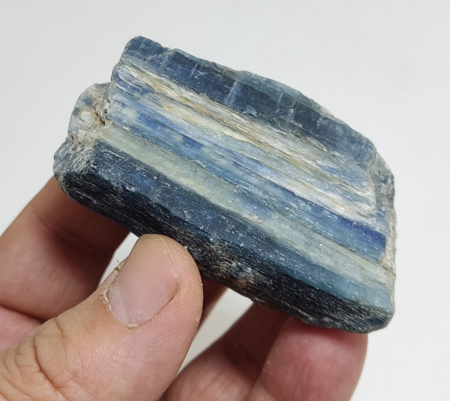 An Aesthetic specimen of blue kyanite crystal 93 grams
