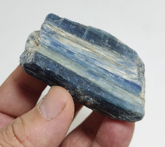 An Aesthetic specimen of blue kyanite crystal 93 grams