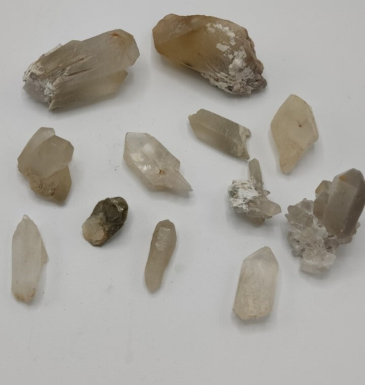 850 grams Amphibole/Chlorine Mixed quartz crystals