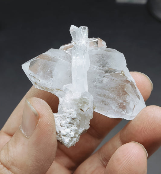 An Aesthetic terminated specimen of Quartz crystal 50 grams