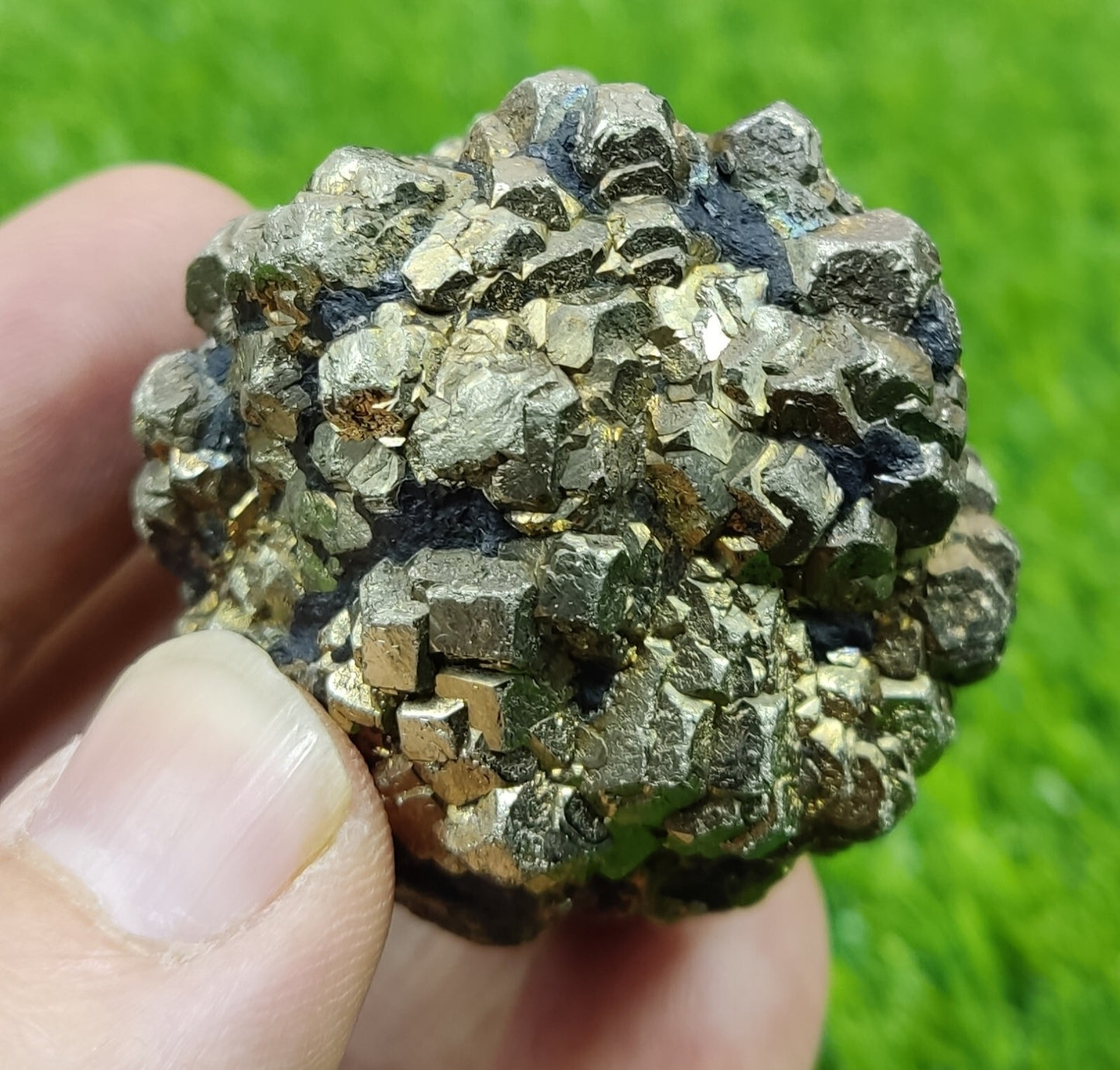 201 grams amazing specimen of pyrite/marcasite 201 grams