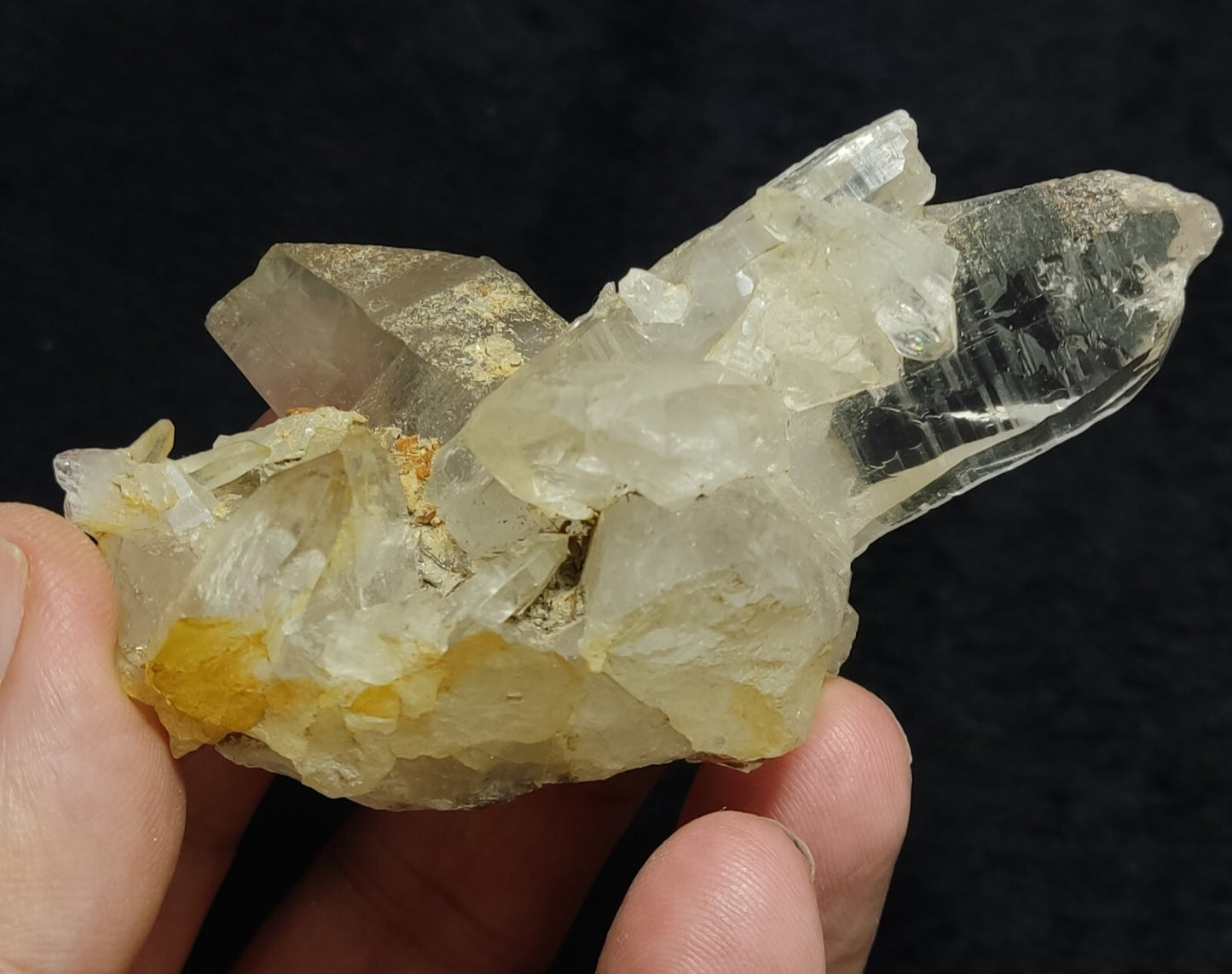 Natural terminated Quartz Crystal 109 grams