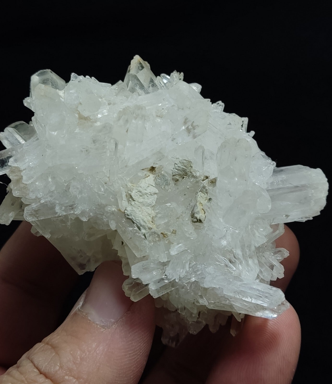 An Aesthetic terminated Quartz cluster 174 grams
