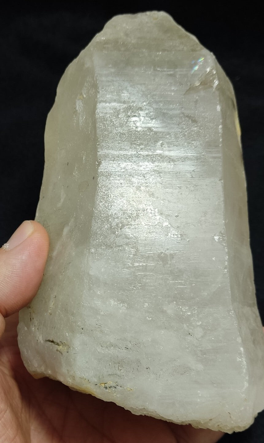 Large Natural beautifully terminated Quartz crystal 1080 grams