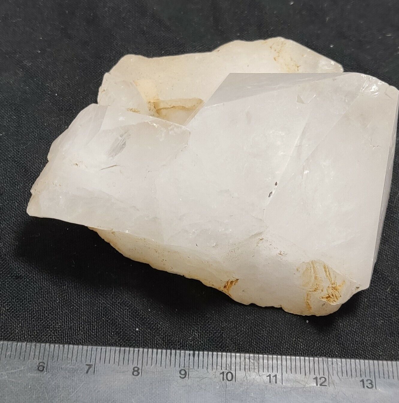 A very Aesthetic Natural beautifully terminated Quartz crystal 266 grams