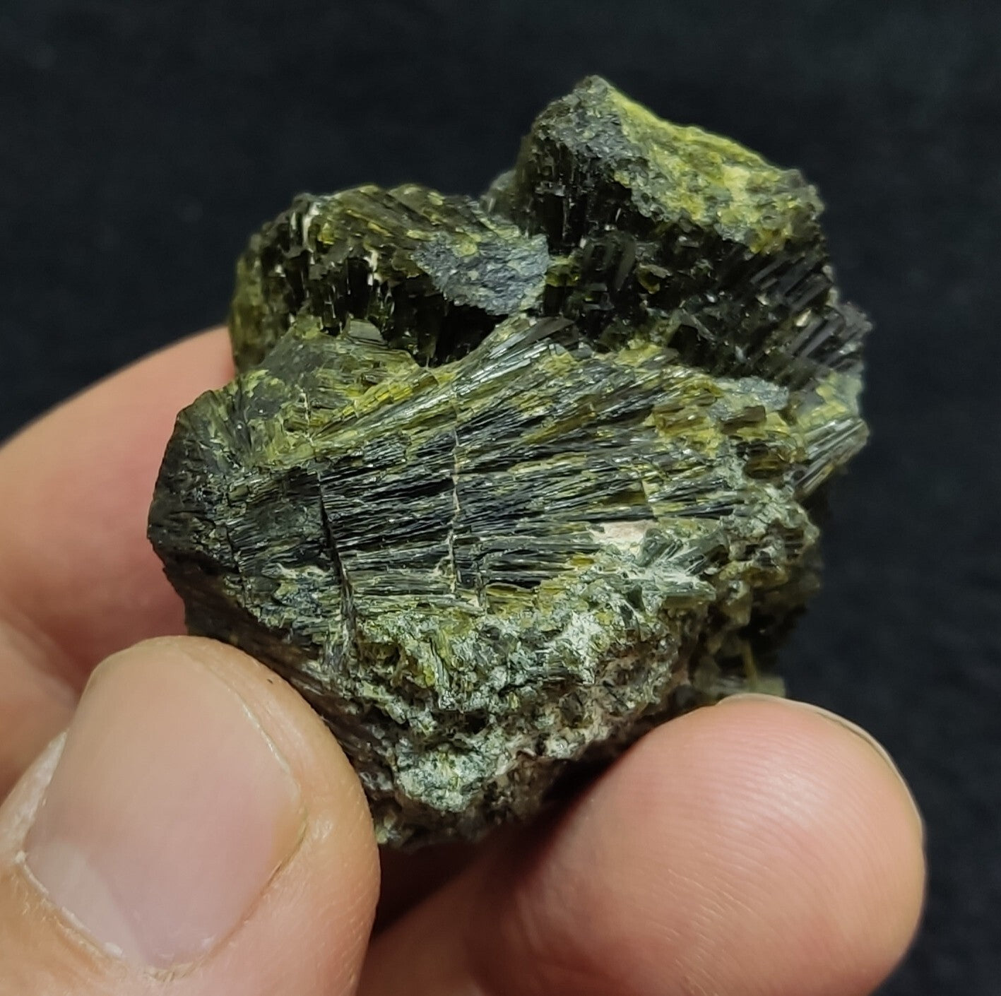 Single natural Epidote Crystal spray formations 54 grams