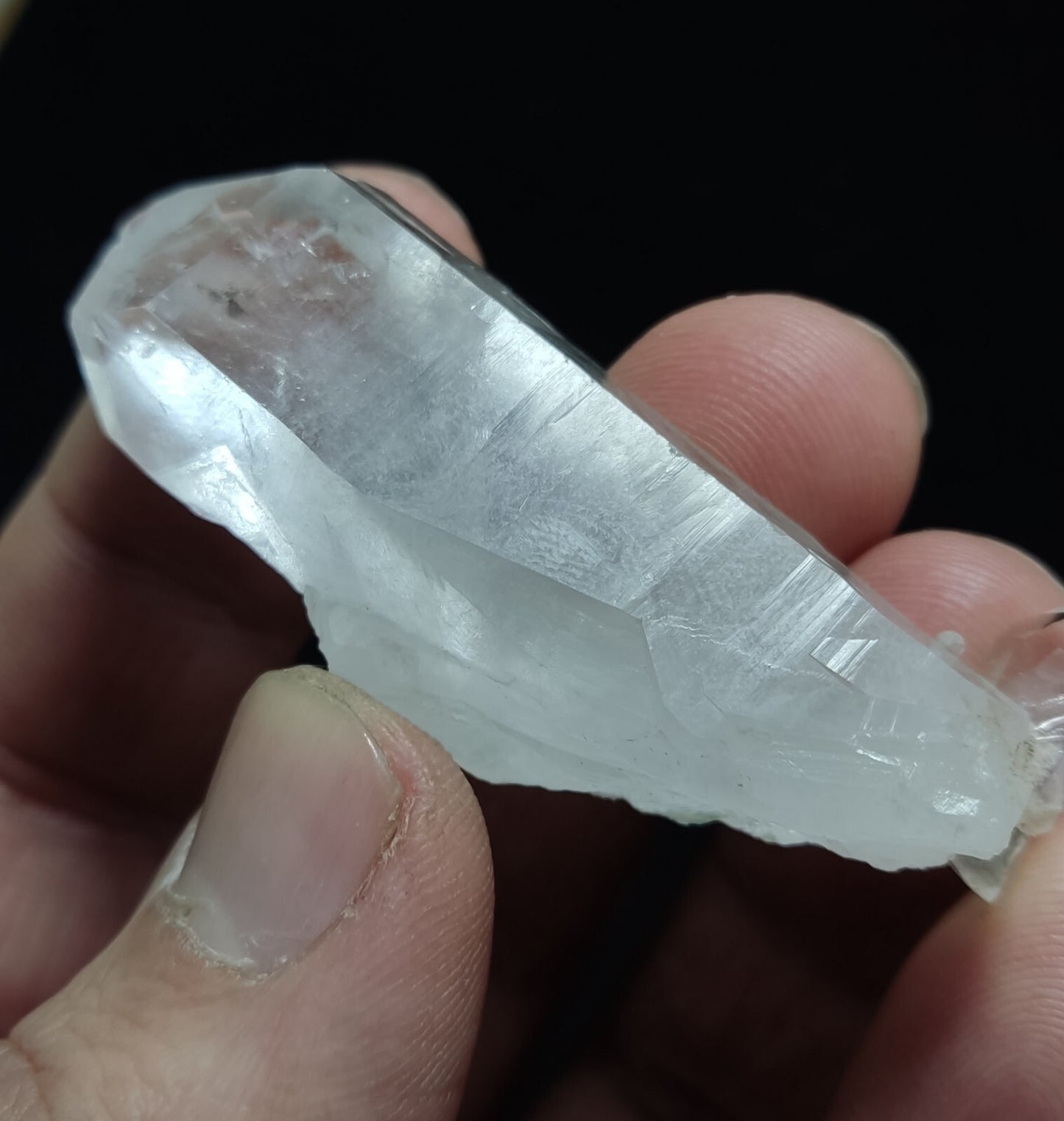 An Aesthetic terminated Quartz crystal with chlorite inclusions 27 grams