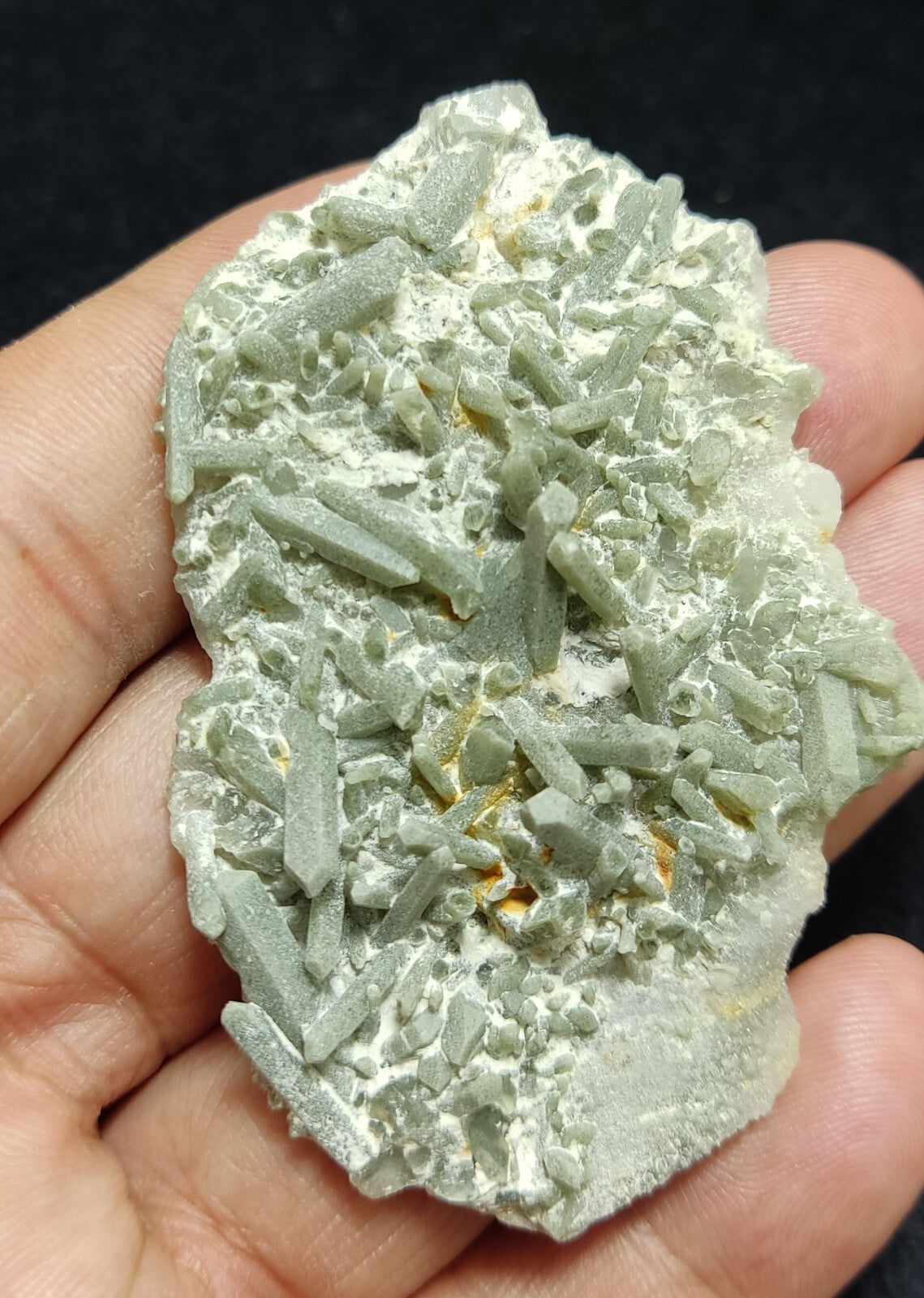 An Aesthetic terminated chlorite Quartz specimen 28 grams