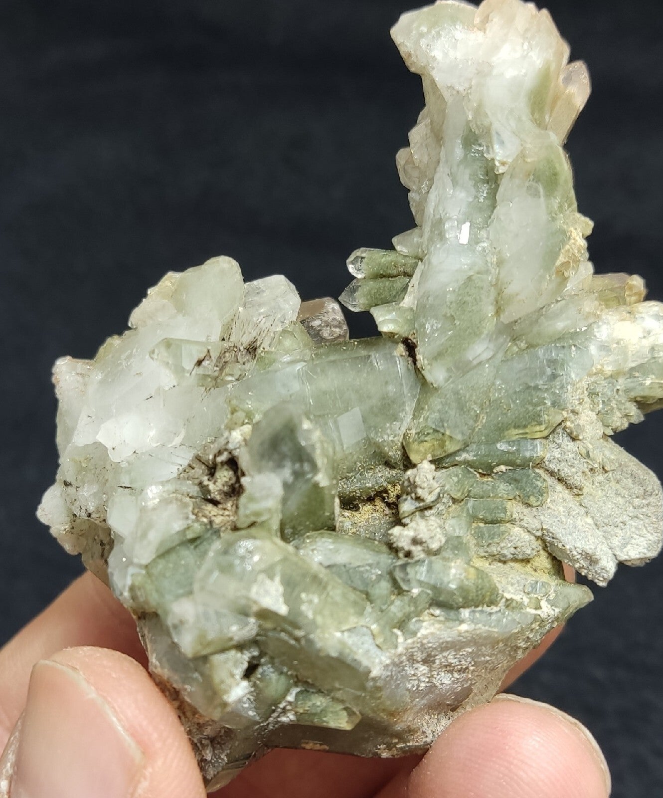 Chlorite Quartz cluster with iron inclusions 79 grams