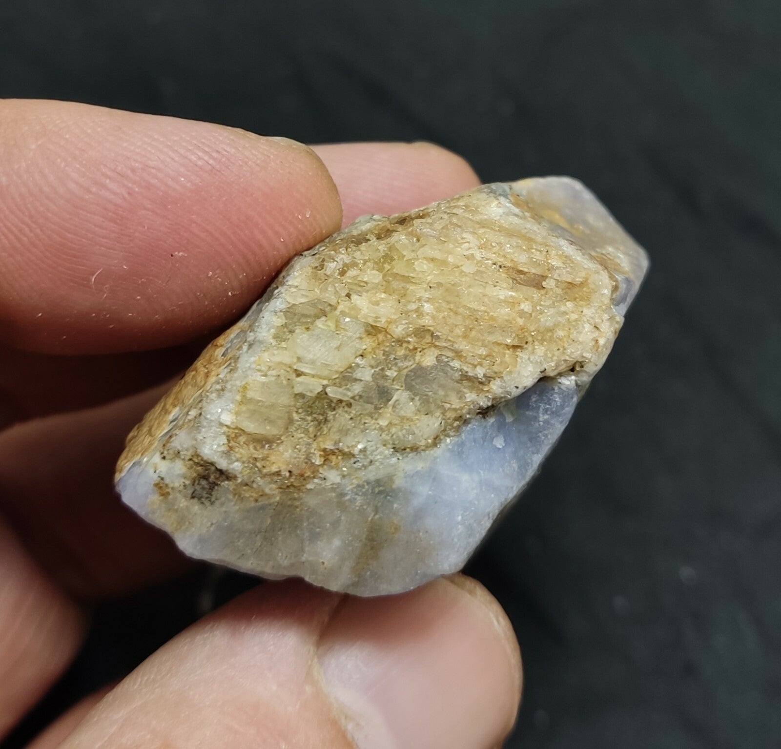 An amazing specimen of rough hackmanite chunk Tenebrescent 48 grams
