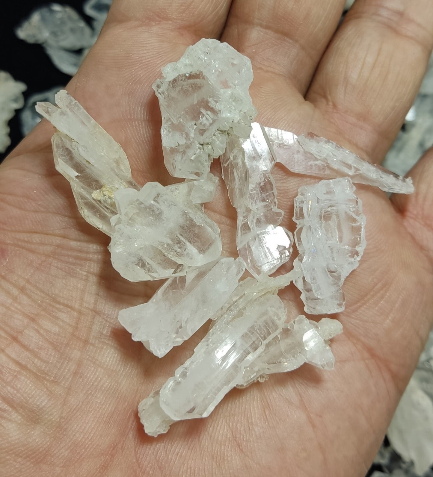450 grams Faden quartz Crystals