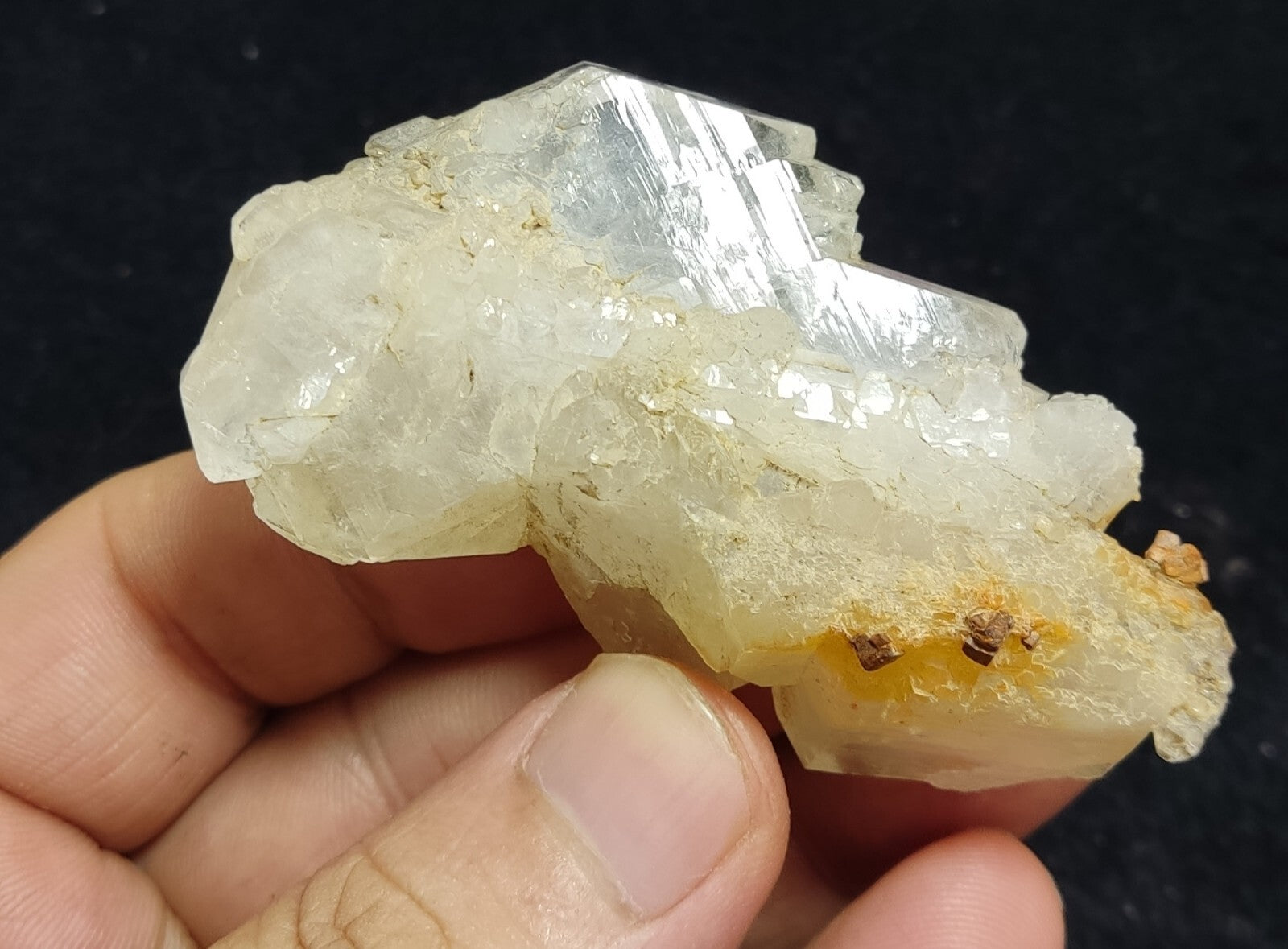 An Aesthetic terminated specimen of Quartz cluster 53 grams