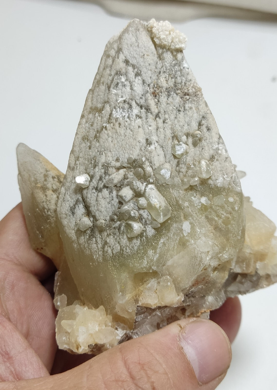 480 gram Natural beautifully terminated calcite