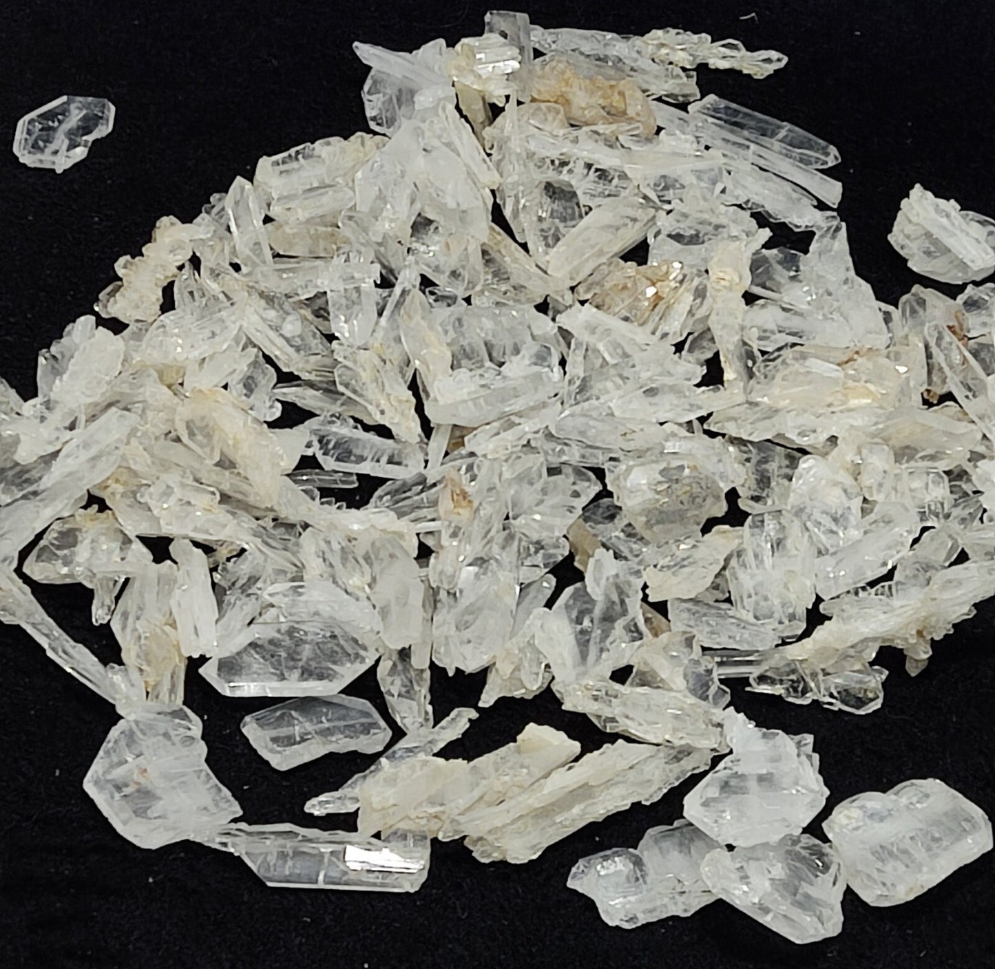 450 grams Faden quartz Crystals