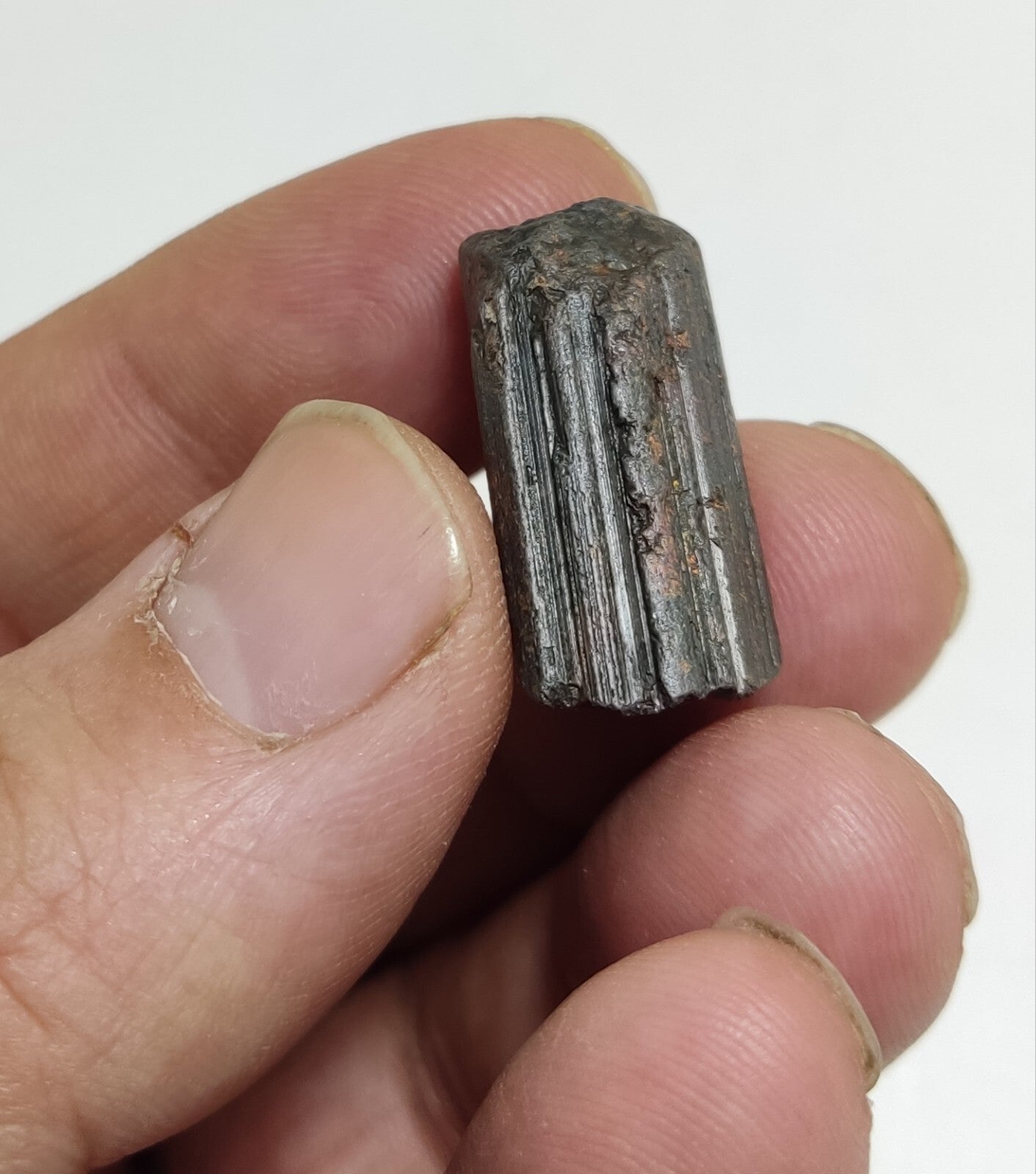 A very Aesthetic Natural beautifully terminated rutile crystal 10 grams
