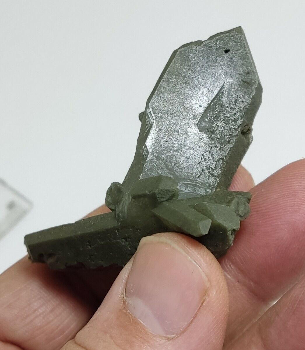 A very Aesthetic Natural beautifully terminated Chlorite Quartz crystal 32 grams