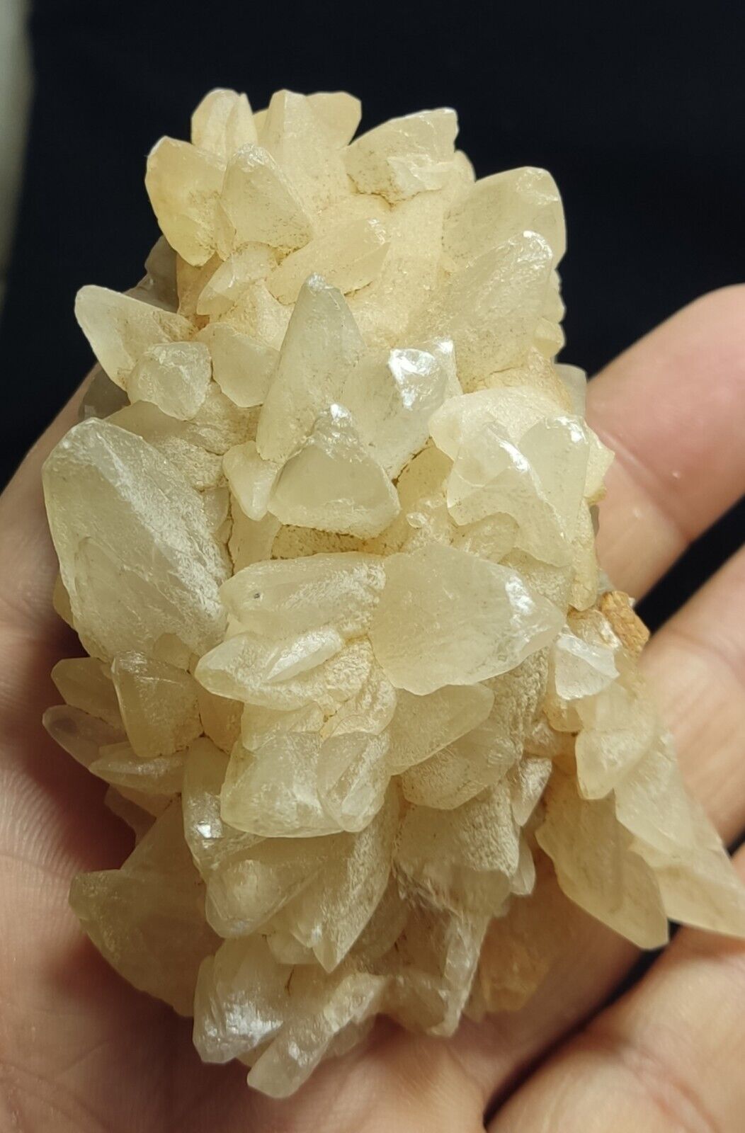 An Aesthetic Naturally terminated specimen of dogtooth calcite 252 grams