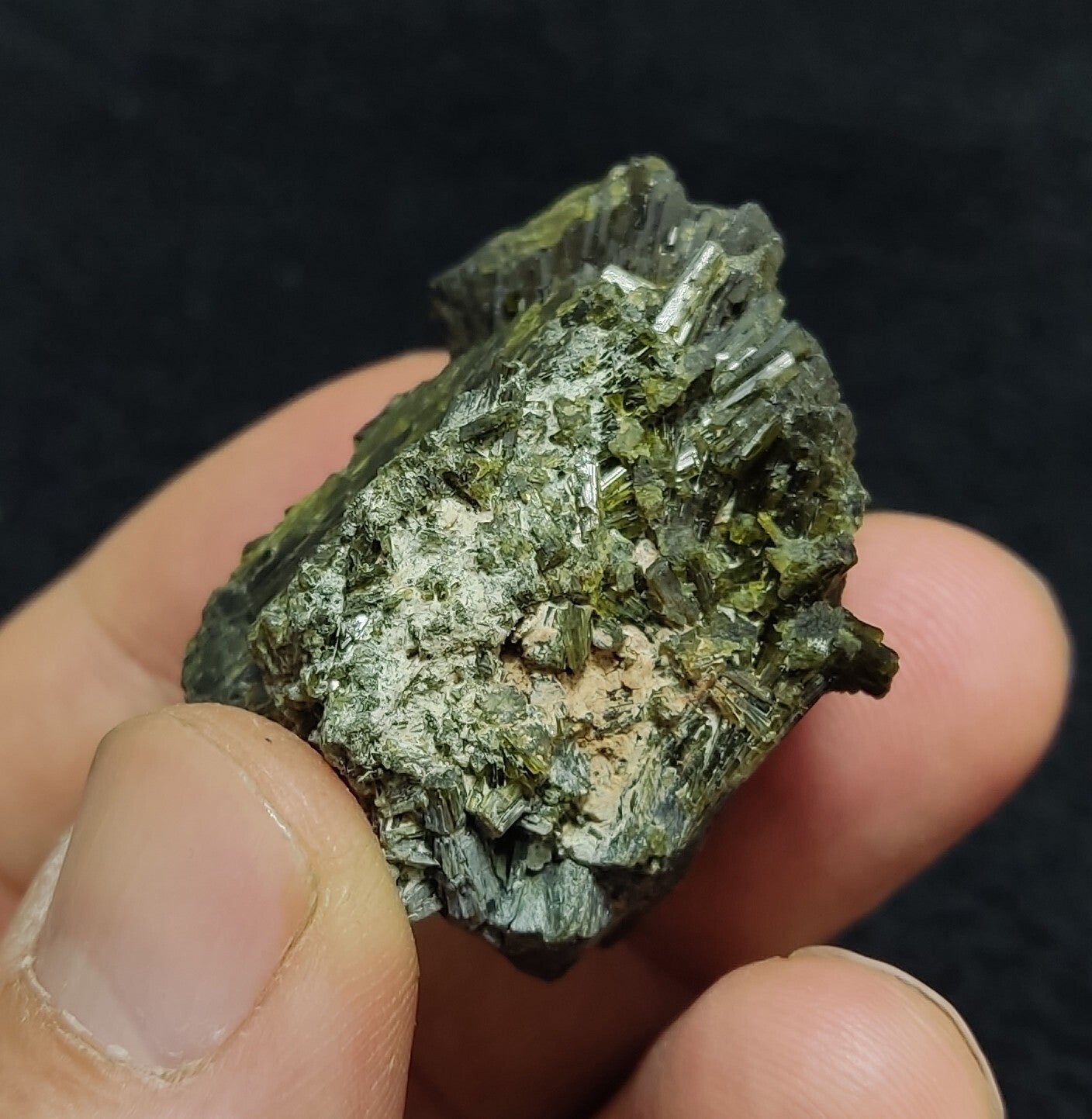 Single natural Epidote Crystal spray formations 54 grams