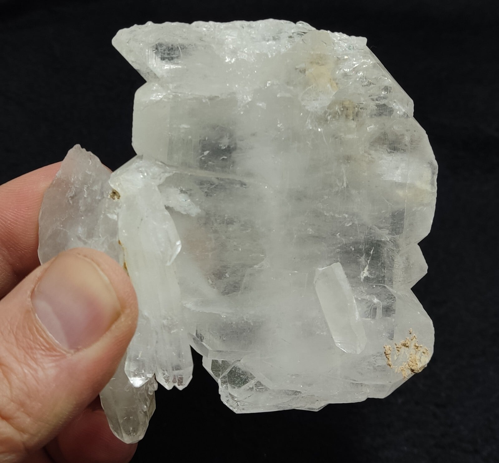 An amazing specimen of terminated faden Quartz crystal 190 grams