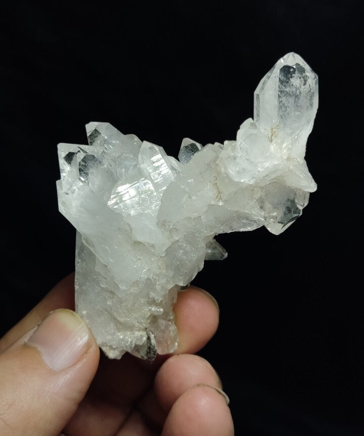 Natural terminated Quartz cluster 74 grams