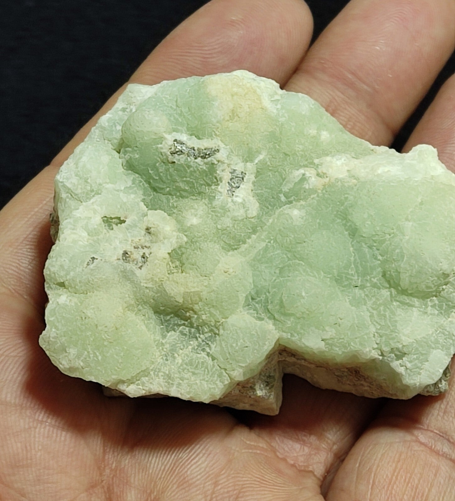 An amazing specimen of prehnite 105 grams