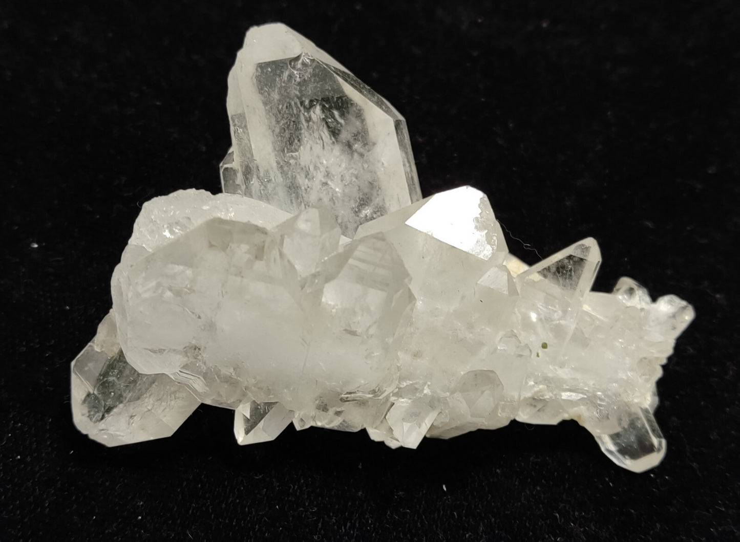 An Aesthetic terminated Quartz cluster 59 grams